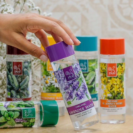 Sabia que as nossas águas florais são hidrolatos?