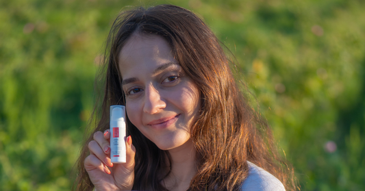 Rugas precoces em redor dos olhos em pessoas jovens