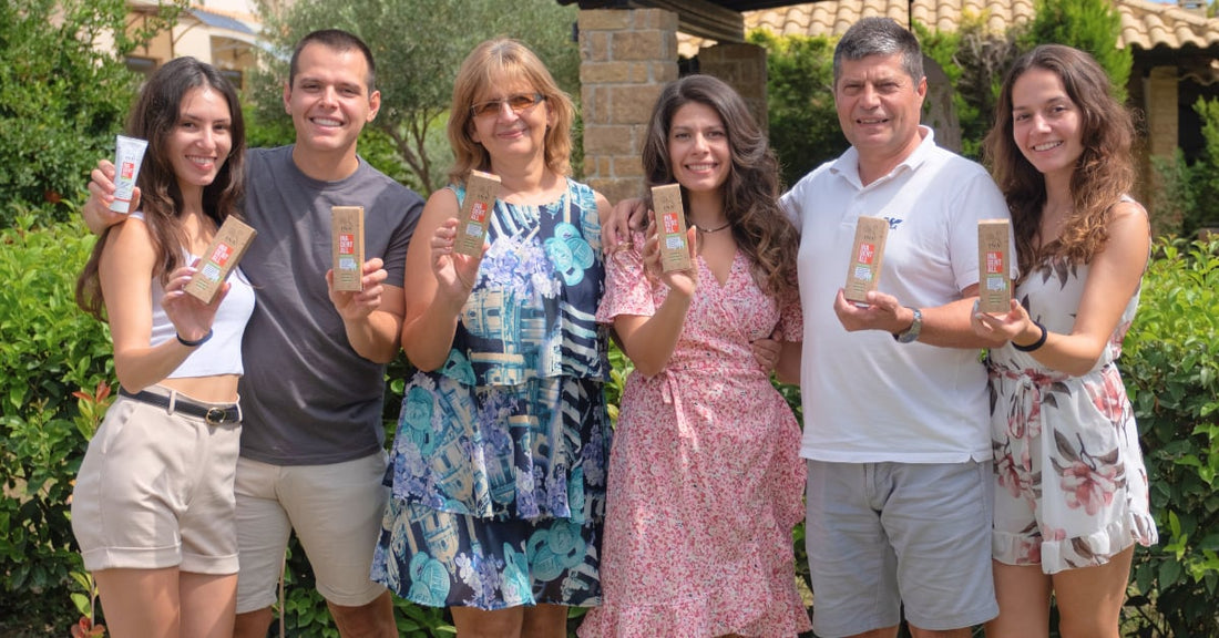 Ina Dent-All: A Revolucionária Pasta de Dentes Sem Flúor para Toda a Família