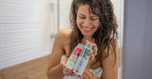 Champô Natural de Rosas para Cabelo Seco e Danificado da InaEssentials