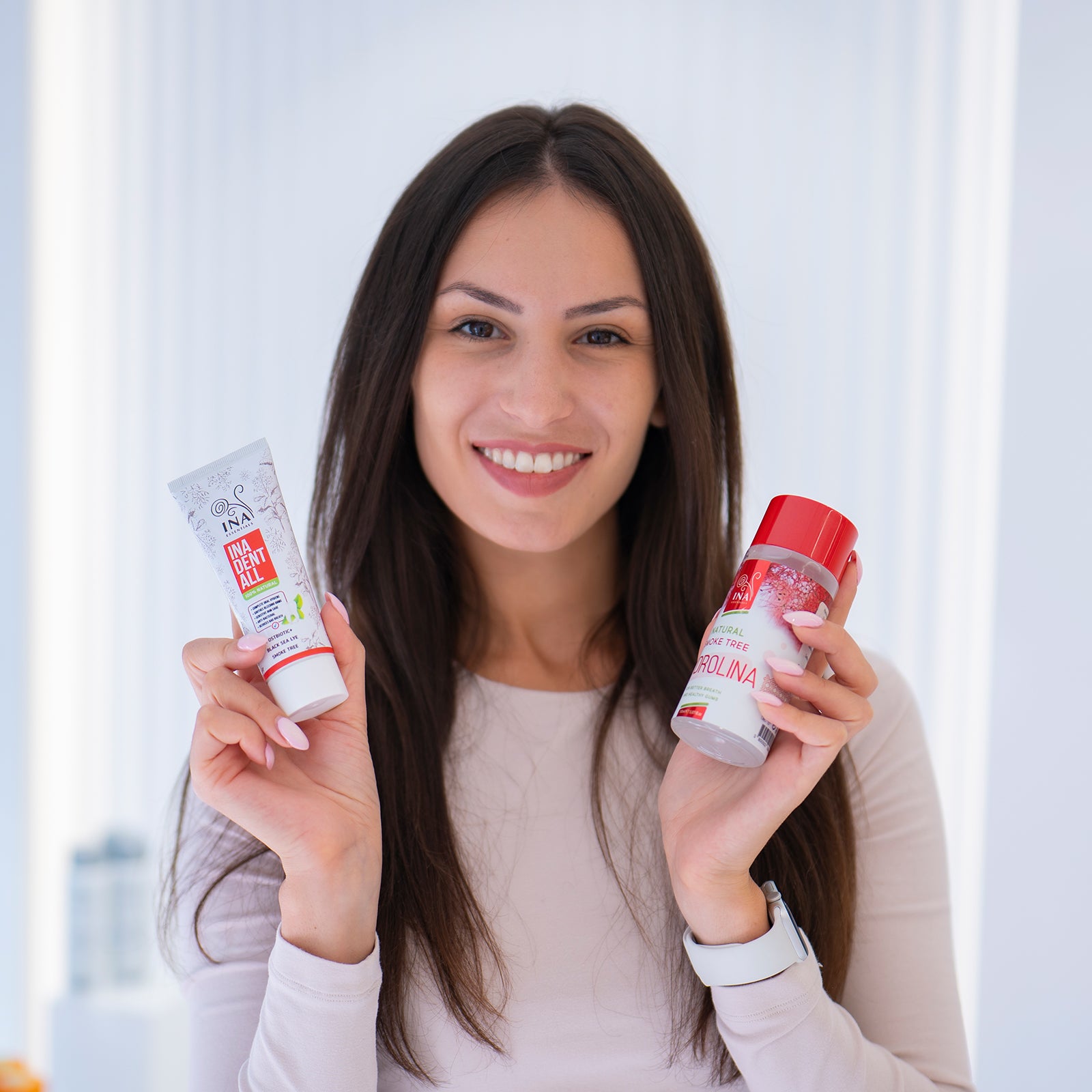 Compre 3 Pastas de dentes Ina Dent-All e obtenha 1 Colutório de Árvore do Fumo Grátis