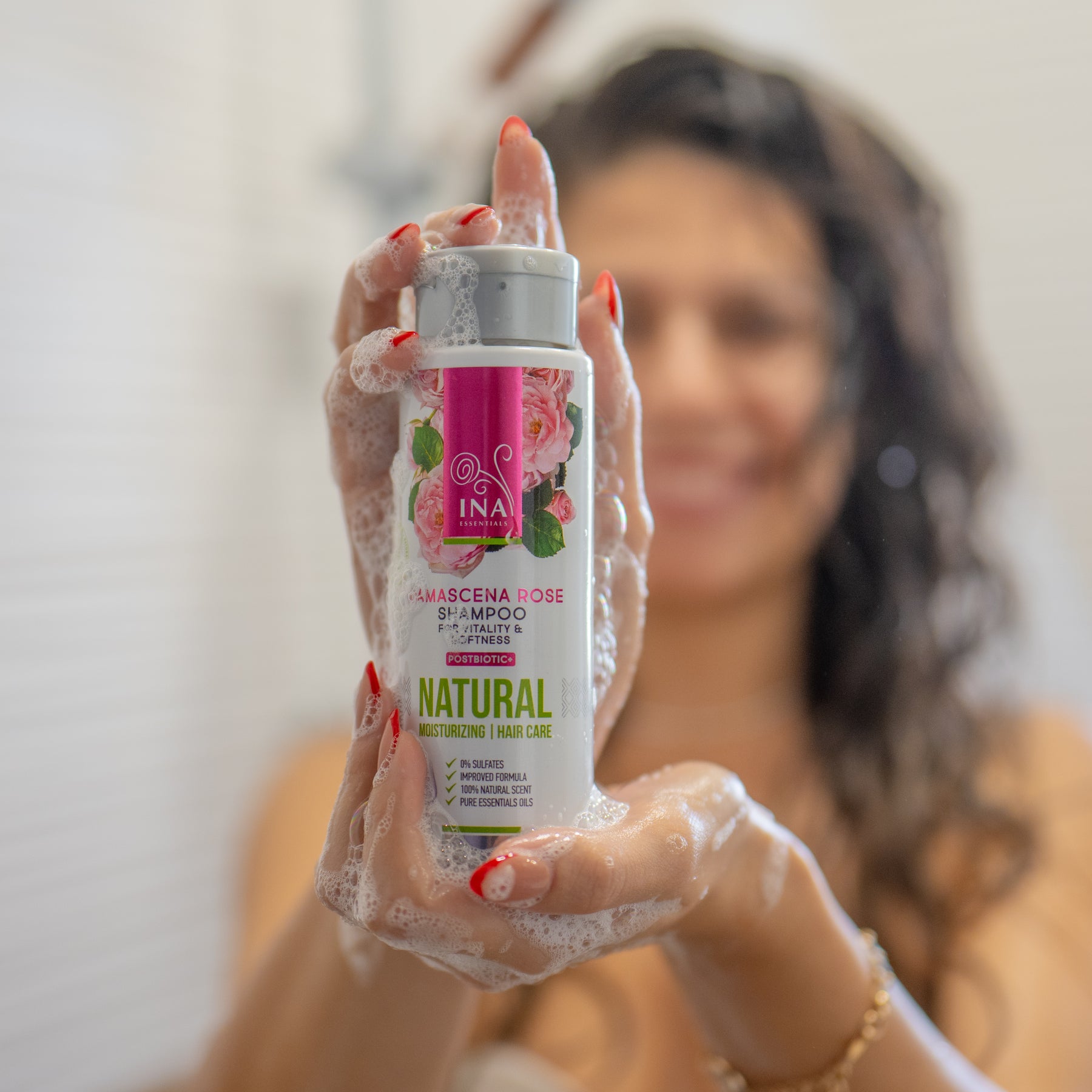 Champô Natural de Rosas para Cabelo Seco e Danificado