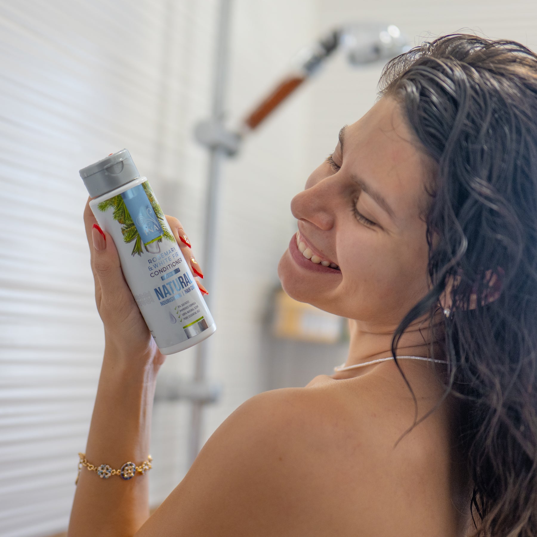 Condicionador Natural com óleo de Alecrim e Abeto branco - cuidado nutritivo intensivo para todos os tipos de cabelo