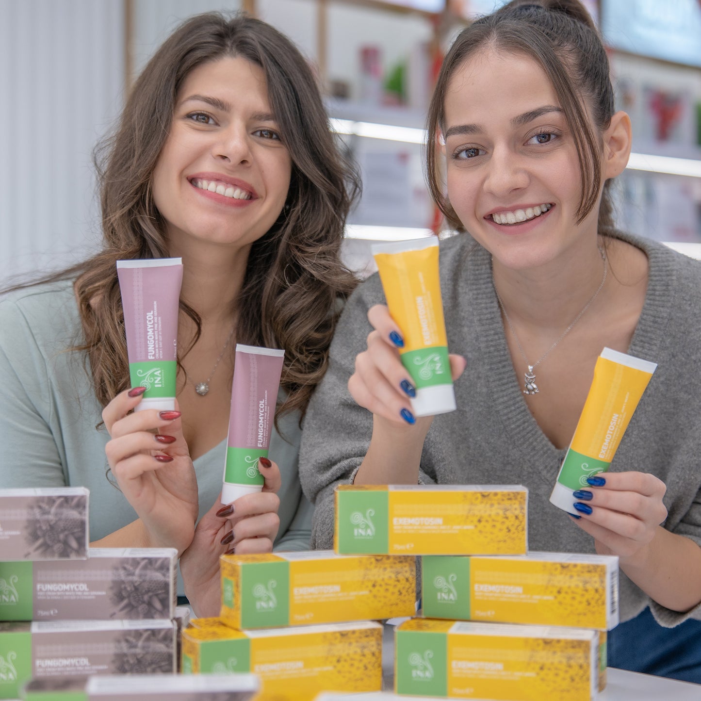 Creme 2 em 1 para Fungos nas unhas, Pele seca e gretada - com Pinho branco, Ureia e Gerânio